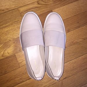 Calvin Klein slip on 👞